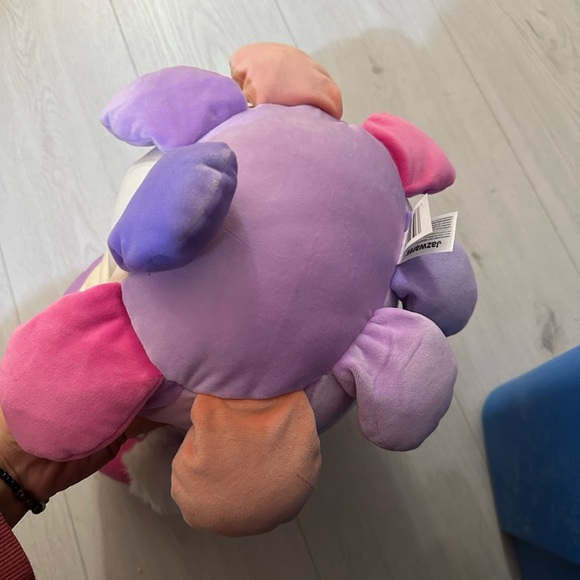 New Beula octopus squishmallow - Picture 3 of 5